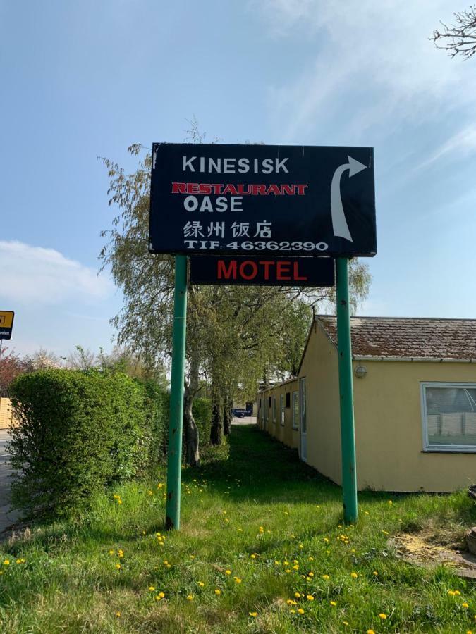 Motel Oasen Roskilde Bagian luar foto