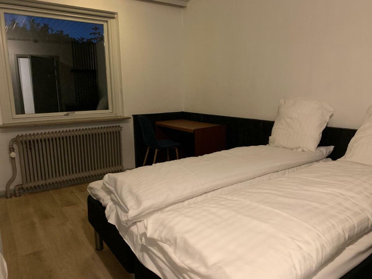 Motel Oasen Roskilde Bagian luar foto
